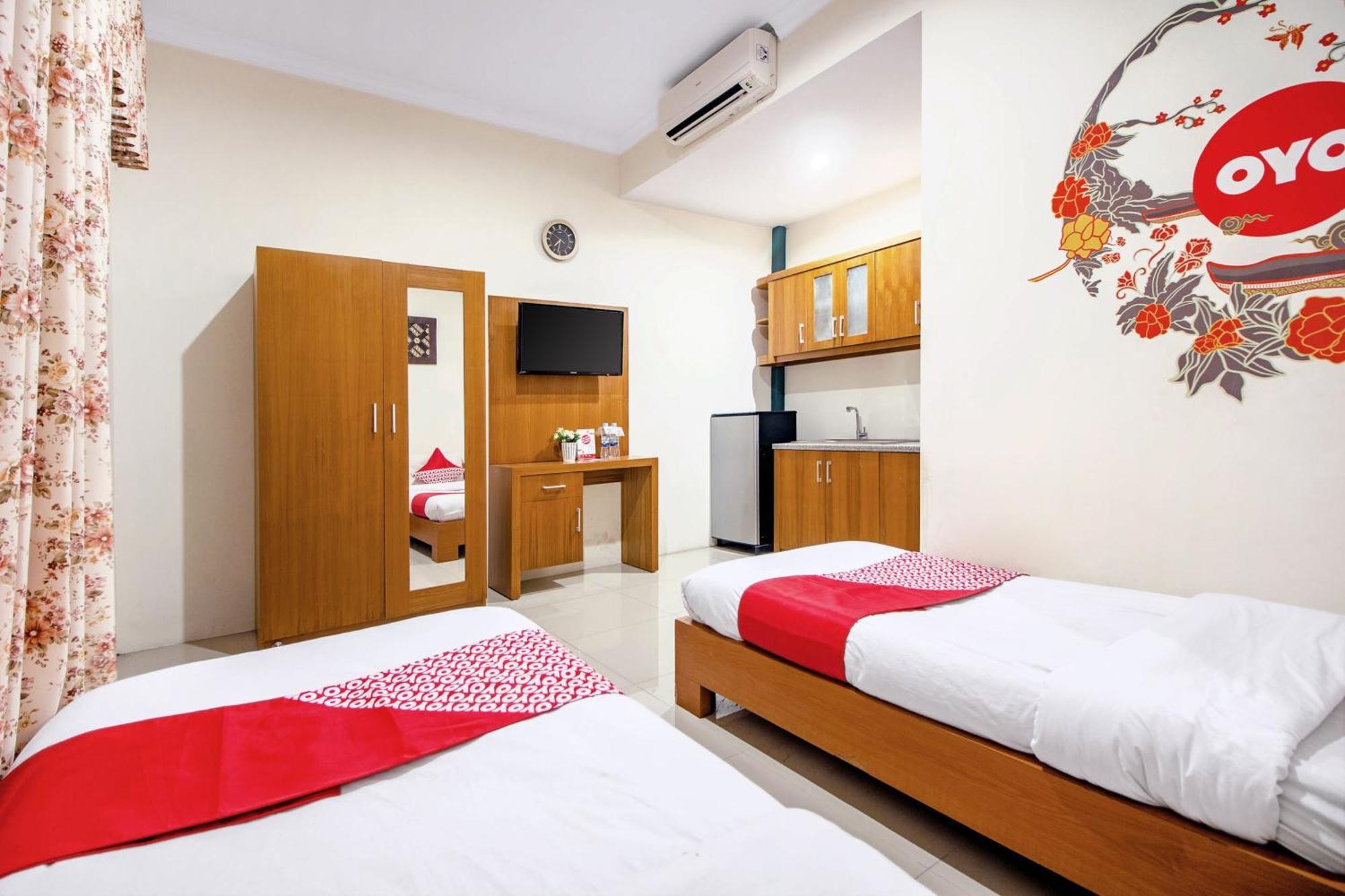 Super Oyo 250 De'Gadri Ndalem Hotel Jarakan Exterior foto